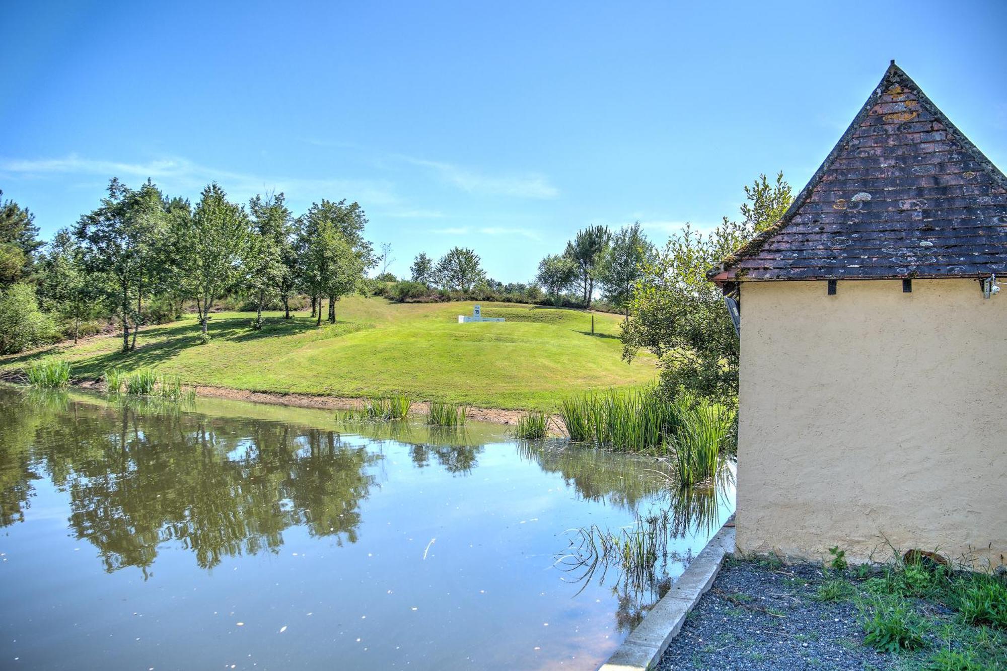 Lodge Grand Air Avec Jacuzzi Journiac Exterior foto